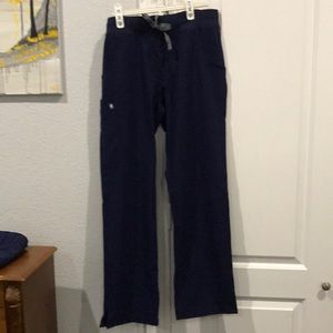 FIGS Nurse cargo Scrub Pants
